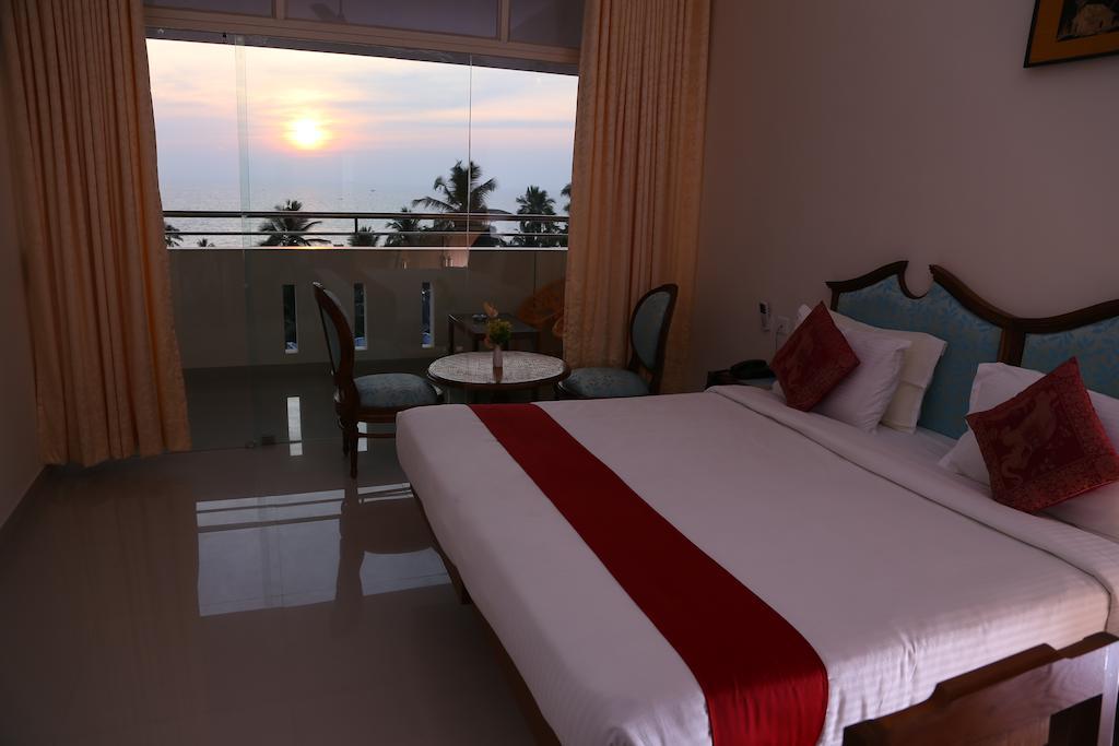 Samudratheeram Beach Resort Thiruvananthapuram Ruang foto